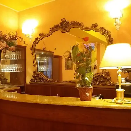 Hotell Boston 2*